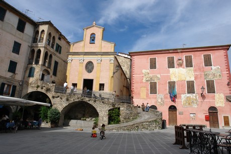 apricale