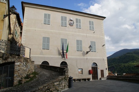 Apricale