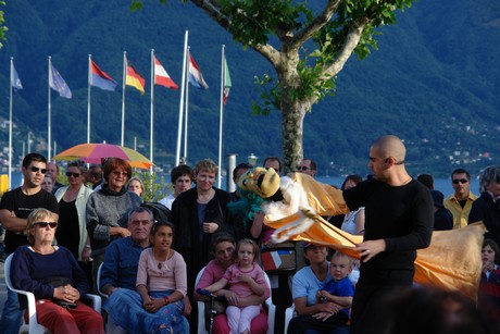 ascona-strassen-kuenstler-festival