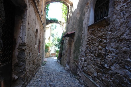 bussana-vecchia