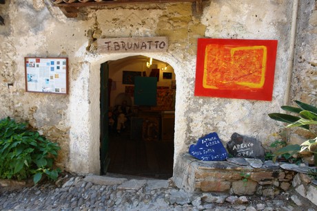 bussana-vecchia