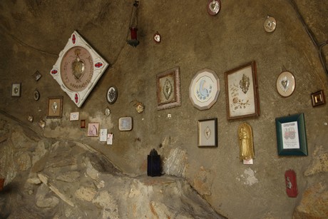 cannero-riviera-kirche