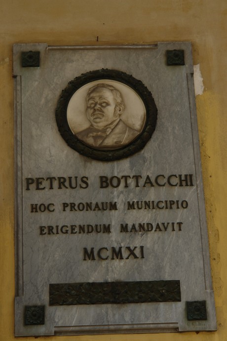 cannero-riviera-kirche