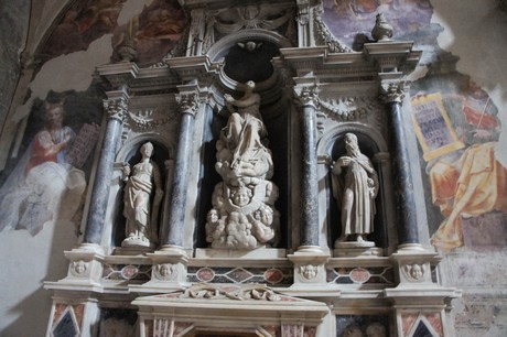 carrara