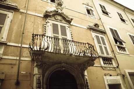 carrara