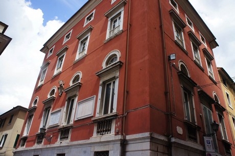carrara