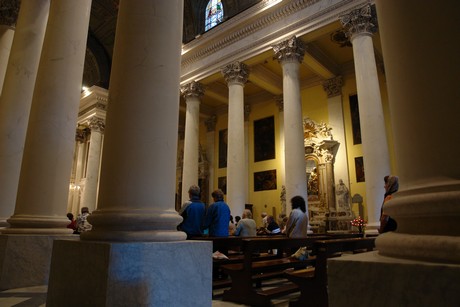 diano-marina-kirche