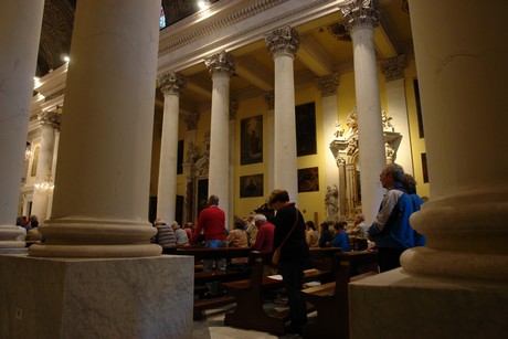 diano-marina-kirche