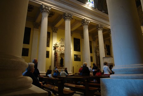 diano-marina-kirche