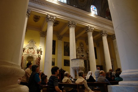 diano-marina-kirche