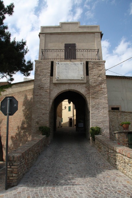 fiorenzuola-di-focara
