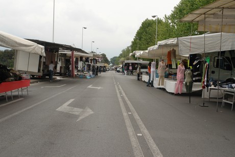 markt-lido-di-camaiore