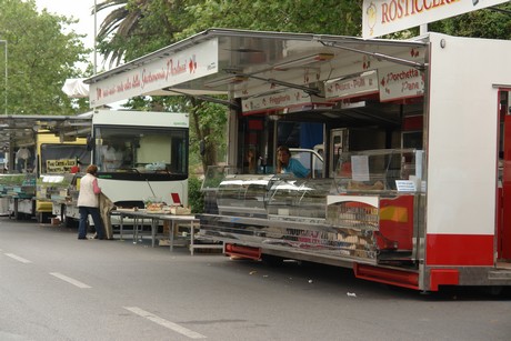 markt-lido-di-camaiore