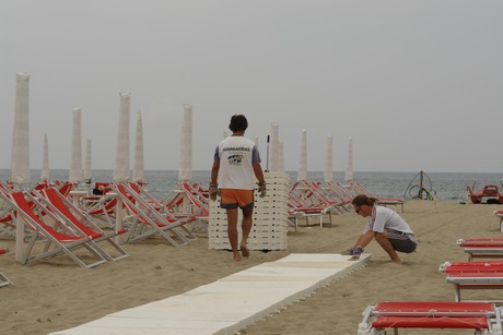 lido-di-camaiore-strand