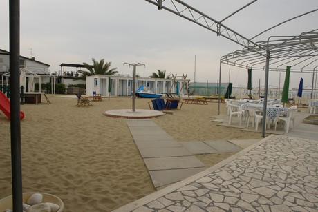 lido-di-camaiore-strand