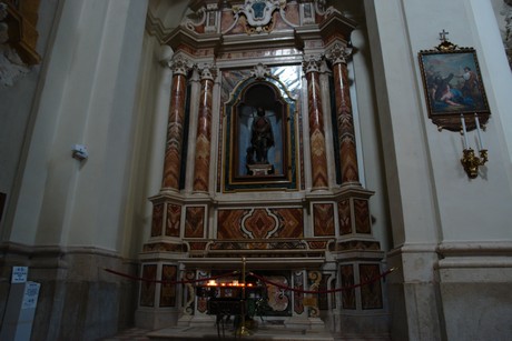 basilica