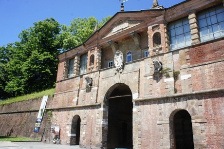 lucca