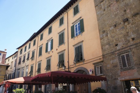 lucca