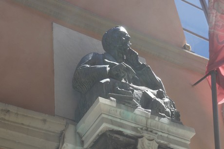 lucca