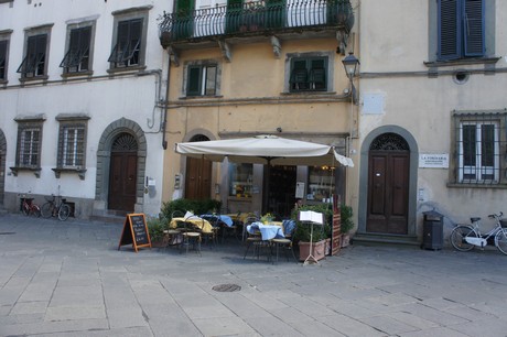 lucca