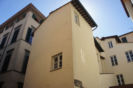 lucca
