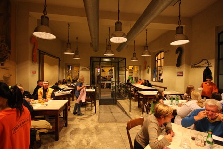 la-fabbrica-pizzeria