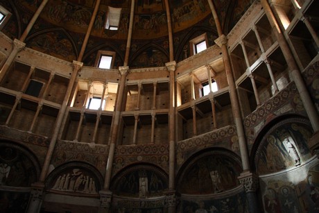 baptisterium