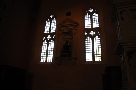dom