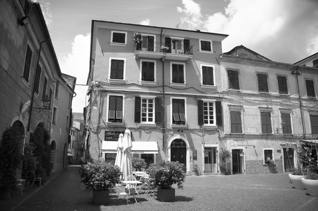 sarzana