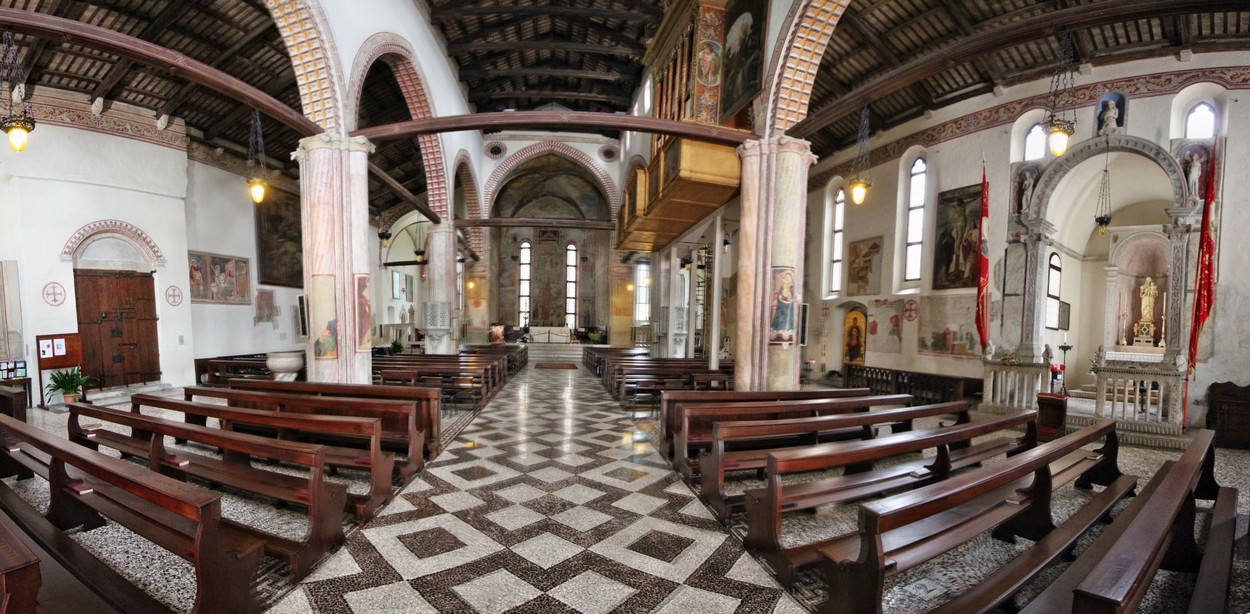 Kirche 2 