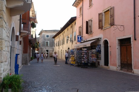 torri-del-benaco