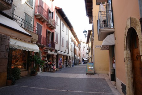 torri-del-benaco