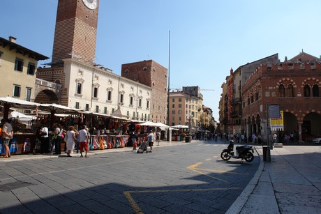 piazza-delle-erbe